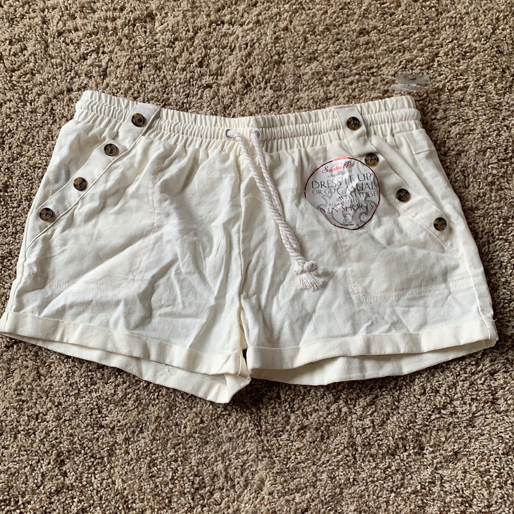 White linen shorts NWT drawstring shorts